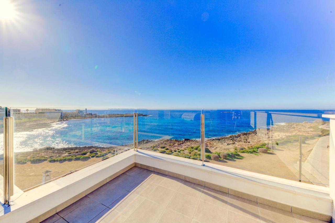 Beachfront Apartment Migjorn Cel By Sealand Villas Colonia de Sant Jordi Esterno foto